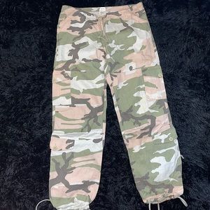 Zumiez pink camo cargos